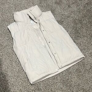 Abercrombie puffer vest